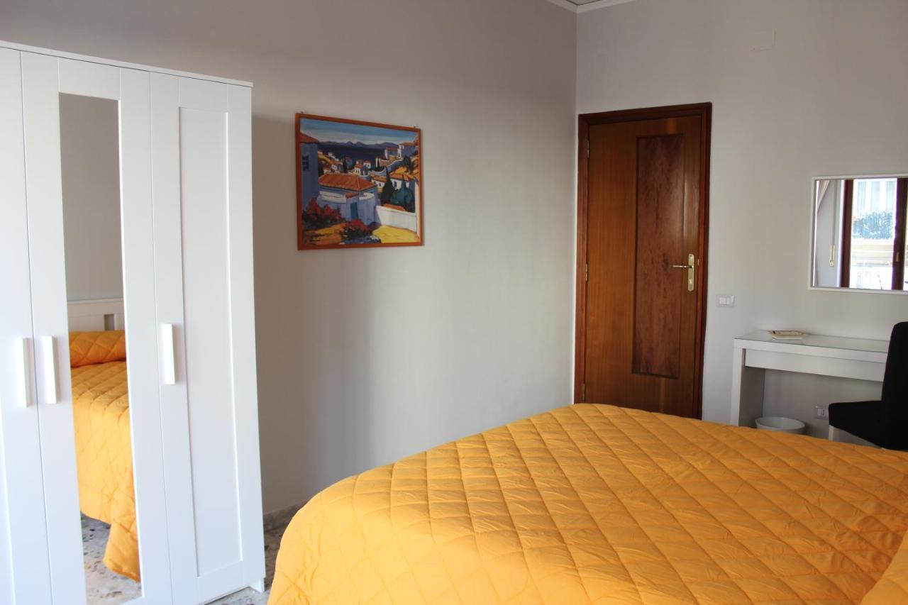 Appartamento San Vitale House Napoli
